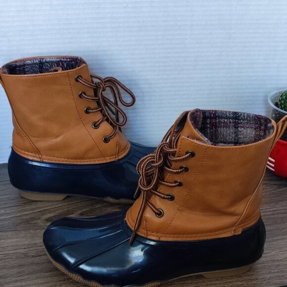 Wild Diva rain boots waterproof navy blue bottom brown top women's size 7 - Picture 1 of 13